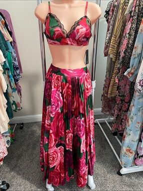 Fashion Nova Rose-Print Pleated Maxi Skirt in Pink & Green